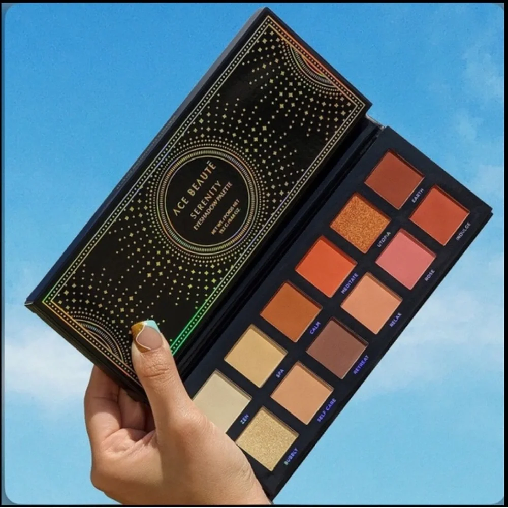 Ace Beauté ✨ Serenity Eyeshadow Palette